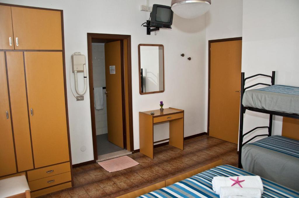 Hotel Villa Dei Fiori Bellaria-Igea Marina Room photo
